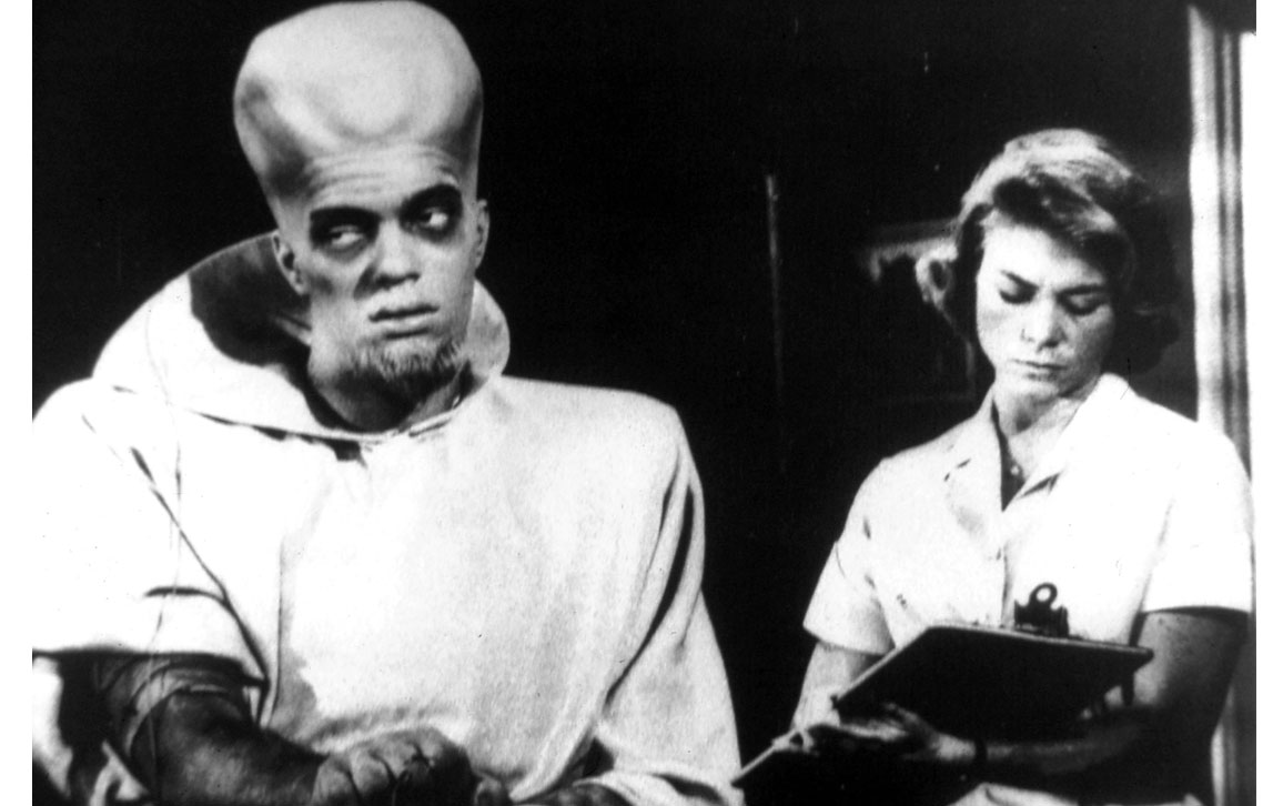 Is the Outer Limits Better Than the Twilight Zone?